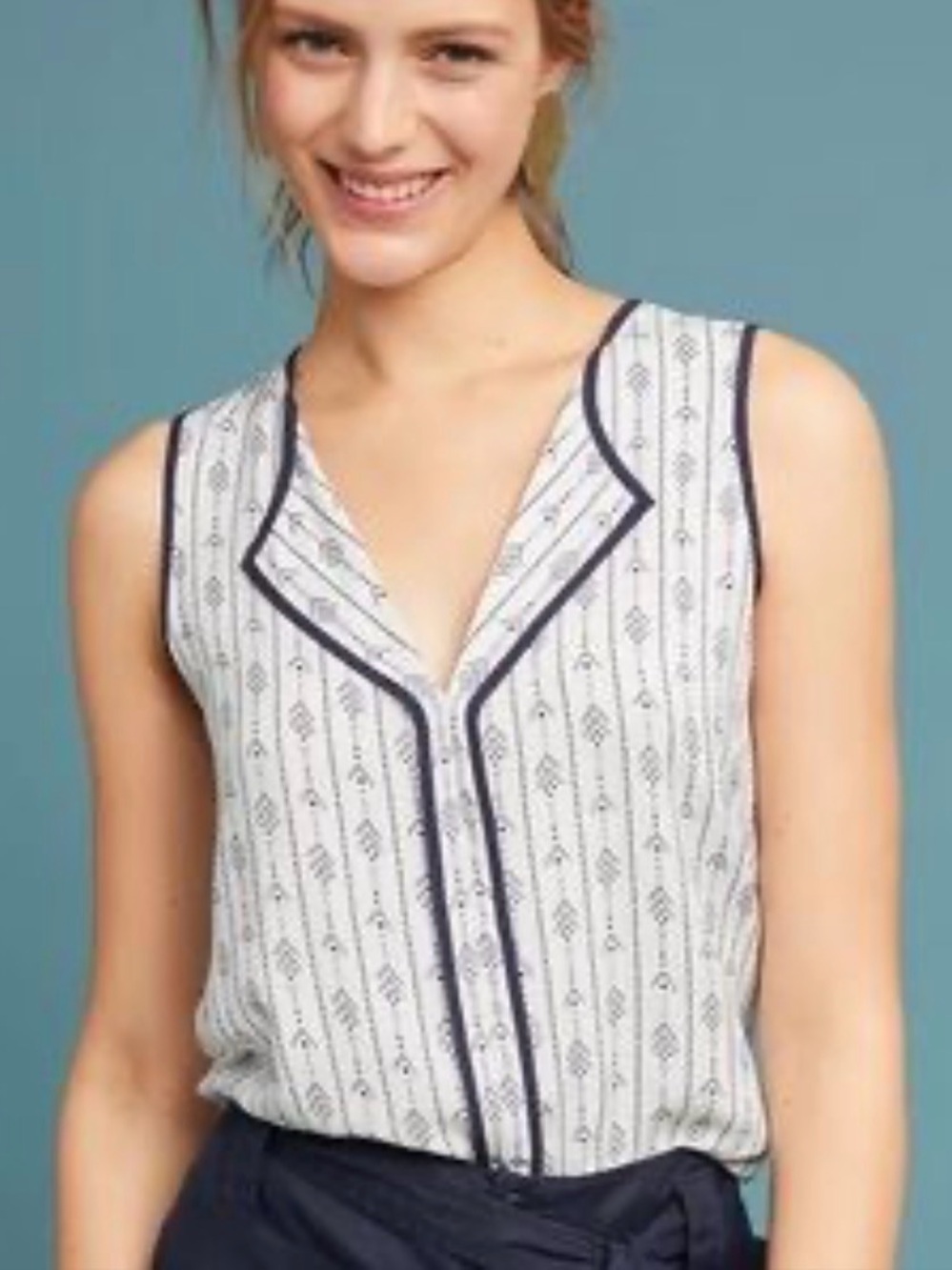 Sleeveless White Printed V-Neck Tank with Navy Trim